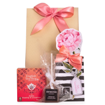 Nőnapi ajándékcsomag alkalmazottaknak