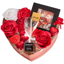 Kényeztető ajándékcsomag küldése Valentin-napra