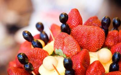 Frissítő gyümölcscsokrok nyárra - Egyedi ajándékötlet